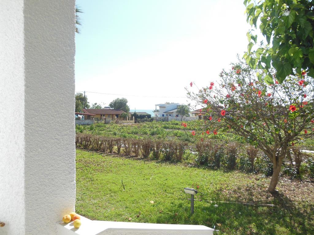 Helonata Apartments Arkoudi Luaran gambar