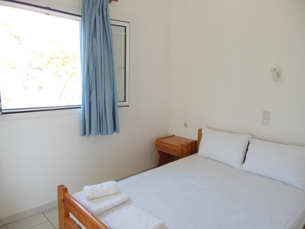 Helonata Apartments Arkoudi Luaran gambar