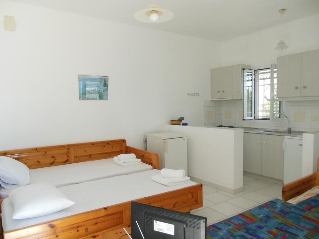 Helonata Apartments Arkoudi Luaran gambar