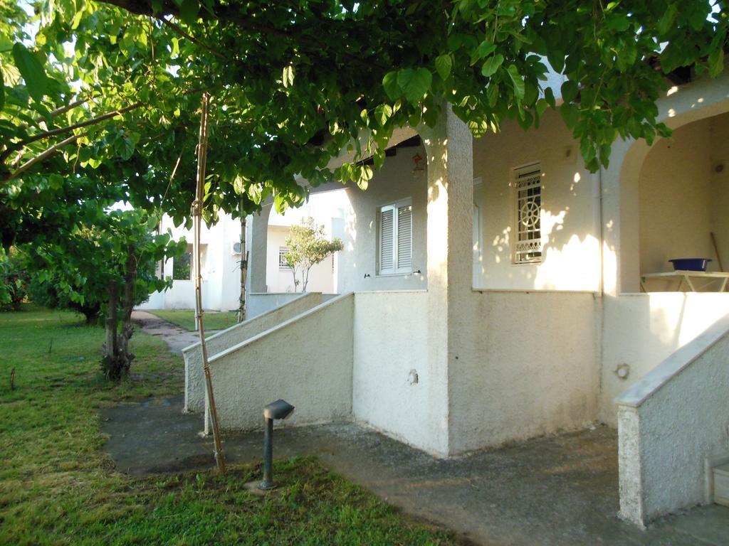 Helonata Apartments Arkoudi Luaran gambar