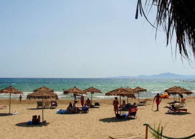 Helonata Apartments Arkoudi Luaran gambar